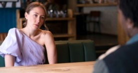 Хлоя 1 сезон 6 серия