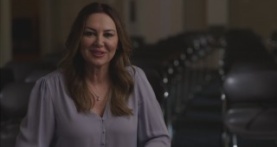 Путь вниз: Бог, жадность и культ Гвен Шамблин 1 сезон 3 серия