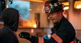 911: Одинокая звезда 2 сезон 11 серия