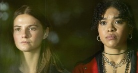 Девушка в лесу 1 сезон 2 серия