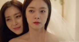 Снежное окно: Дом королевы 1 сезон 12 серия