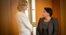 Чёрная стерва 1 сезон 6 серия