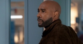 Ватсон 2 сезон 1 серия Ватсон 2 сезон 1 серия