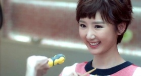 Легкая улыбка покоряет мир 1 серия