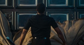 Человек, который упал на Землю 6 серия