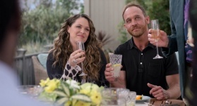 Грейс и Фрэнки 7 сезон 11 серия