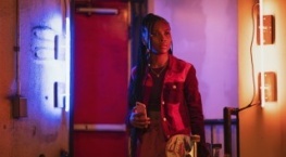 Наоми 1 сезон 10 серия