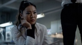 Бэтвумен 2 сезон 14 серия