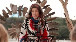 Грейс и Фрэнки 7 сезон 15 серия