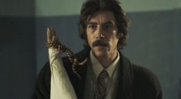 Луис Мигель 1 сезон 11 серия