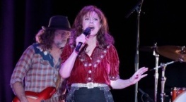 Монарх 1 сезон 2 серия