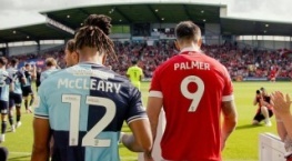 Добро пожаловать в Рексэм 4 сезон 1 серия