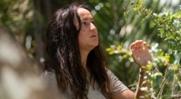 Дикарки 1 сезон 9 серия