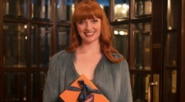 Хлоя 1 сезон 2 серия