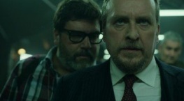 Бумажный дом 5 сезон 1 серия