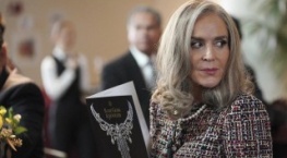 Твоя компания / Грязные игры 1 сезон 2 серия