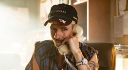 Джо против Кэрол 1 сезон 6 серия