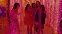 Джинни и Джорджия 3 сезон 3 серия