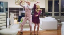 ЭйДжэй и королева 1 сезон 9 серия